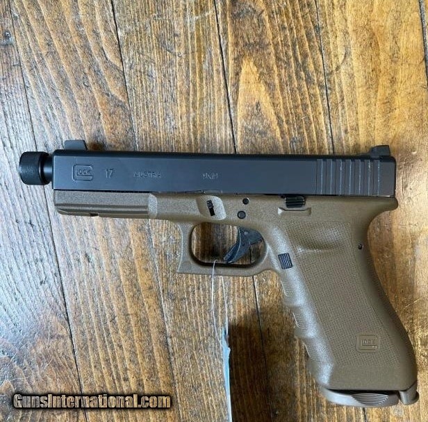 GLOCK VICKERS 17DE RTF2 9MM LUGER 9X19 PARA