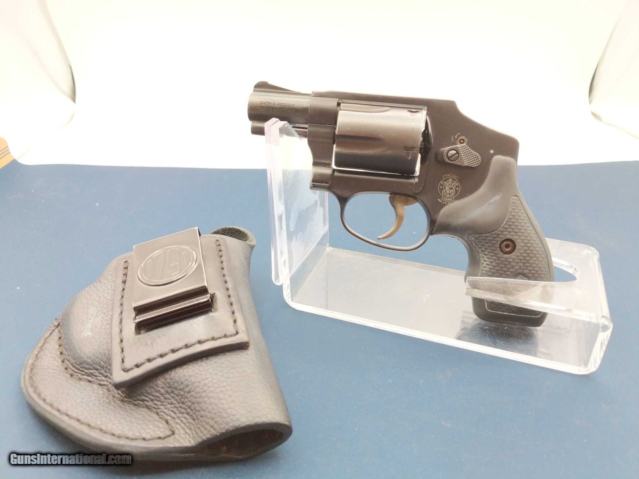 SMITH WESSON MODEL 442 2 AIRWEIGHT 38 SPL For Sale