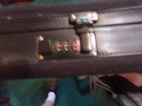 Cynergy gun case as new - 2 of 3