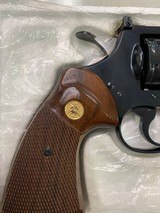 Colt Python .357 Magnum - 4 of 5