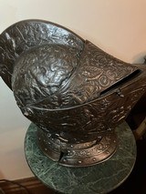 Victorian age
closed knights helmet - 6 of 6