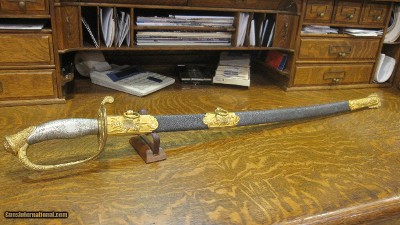 PRESENTATION GRADE SILVER GRIP FOOT OFFICER SWORD