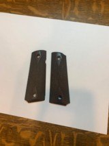 ORIGINAL COLT 1911 WW1 GRIPS - 1 of 2
