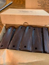 BRAND NEW ORIGINAL WWII NOS COLT AND REMINGTON 1911A1 GRIPS - 8 of 8