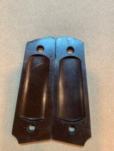 ORIGINAL SINGER 1911A1 GRIPS - 2 of 6