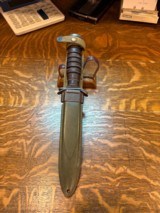 WWII M3 IMPERIAL BLADE MARKED TRENCH KNIFE IN M8 SCABBARD