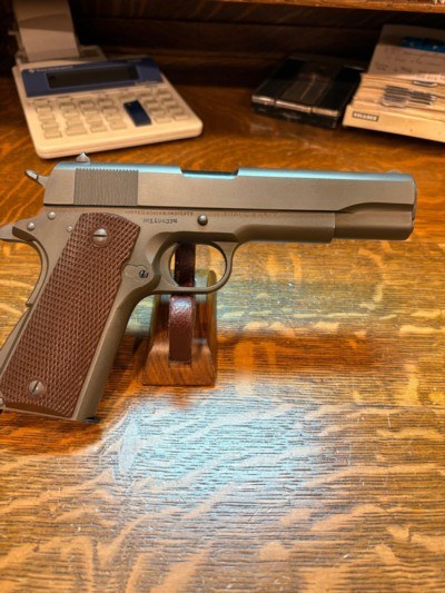 COLT 1911A1 WWII 1943