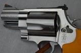 Smith & Wesson 460 ES Magnum Bear Emergency Survival Kit - 7 of 20