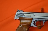 Smith & Wesson Model 41 Match Target pistol 22 LR, 2 barrel set, 5 1/2