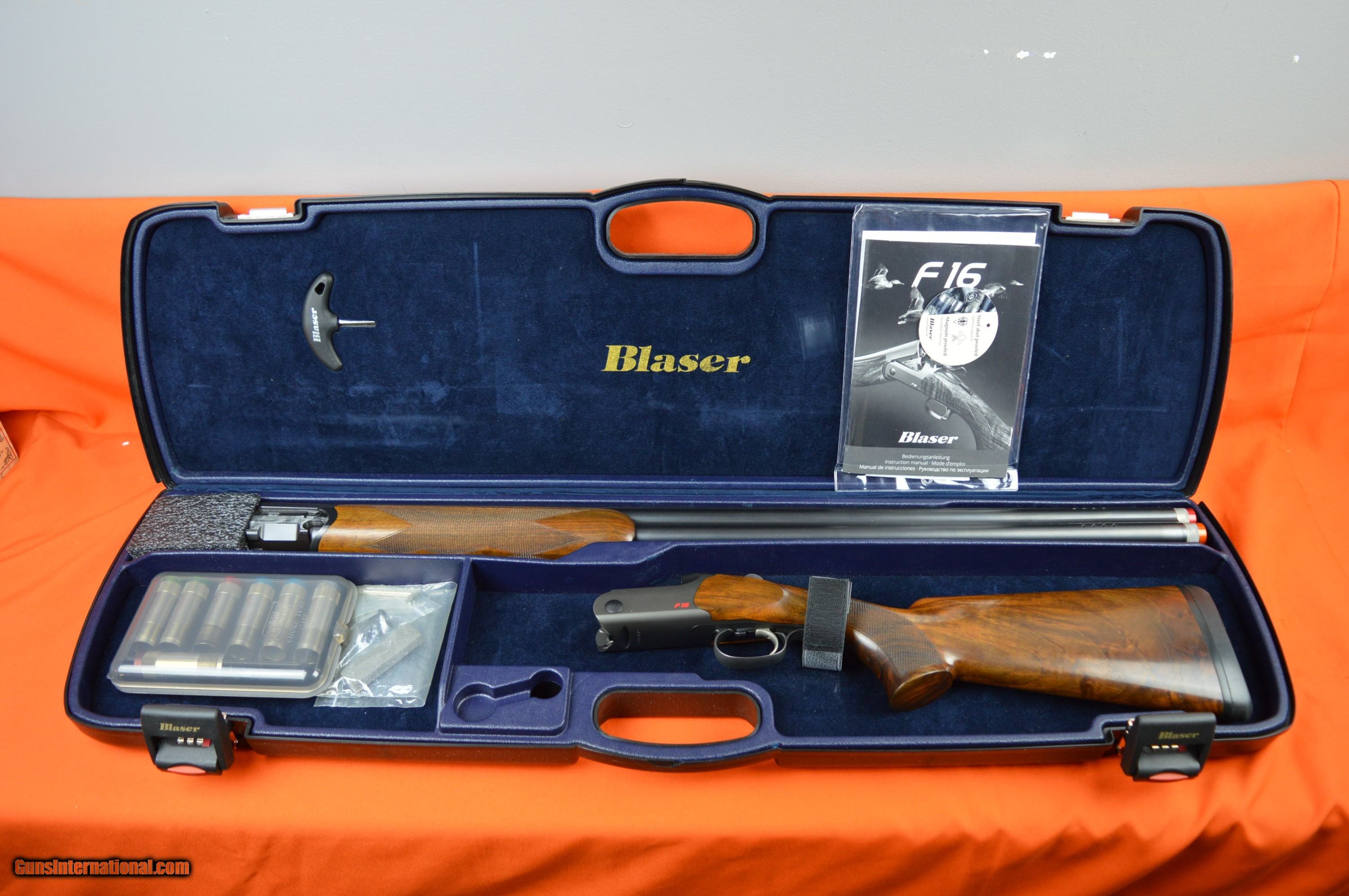Blaser F16 Sporting Clays 12ga 32" Lightly Used Comes with 9 Briley