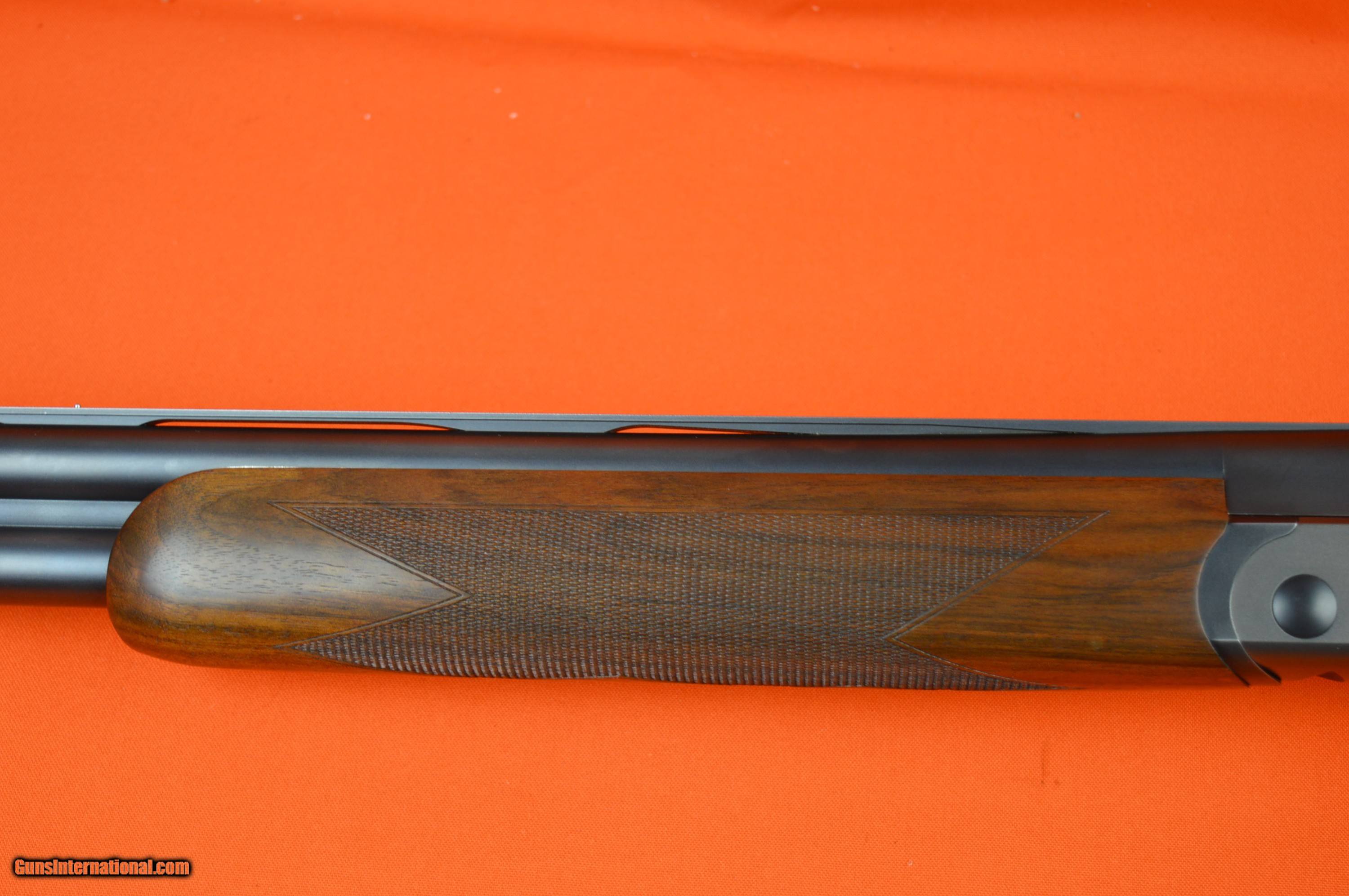 Blaser F16 Sporting Clays 12ga 32" Lightly Used Comes with 9 Briley
