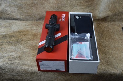 Trijicon Credo 1-8x28 including Mount, First Focal Plane, Red/Green MRAD Segmented Circle, 34mm tube, Matte Black, Exposed Locking Adjusters