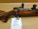 Weatherby Mark V 300 Weatherby - 3 of 15