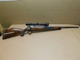 Weatherby Mark V Deluxe - 1 of 15