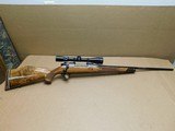 Weatherby Mark V Deluxe - 1 of 15