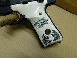 Browning Buck Mark(22LR) - 10 of 13