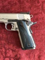Smith and Wesson Performance Center 1911 PC - 6 of 7
