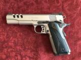 Smith and Wesson Performance Center 1911 PC - 2 of 7