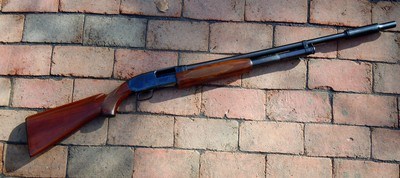 Winchester Model 12 w/ factory CUTTS Choke - Image 1 of 7