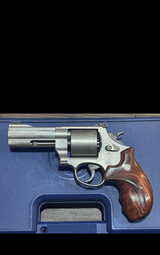 Hard to Find Smith and Wesson S&W model 610-2 Lew Horton Exclusive 1of 300 made 10mm Revolver Unfluted Cylinder Rosewood Combat Grips Round Butt Rare - 2 of 14