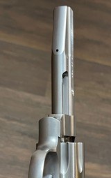 Hard to Find Lew Horton Special S&W 627-3 PC Performance Center 8 Shot 357 Magnum Slab Side Tapered 5 inch Barrel RARE Revolver Like New Pre Lock LEW - 8 of 15