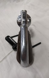 USED H&R 923 .22 LR - 4 of 5