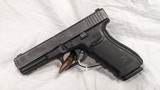 USED GLOCK 21 GEN. 4 .45 ACP - 1 of 2
