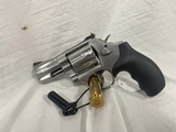 SMITH & WESSON 686 PLUS - 1 of 2