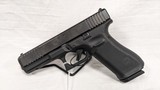 USED GLOCK 22 GEN. 5 MOS .40 S&W - 1 of 2