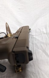 USED GLOCK 17 LARRY VICKERS RTF2 FDE 9MM - 3 of 4