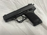 HECKLER & KOCH USP 40S&W - 1 of 2