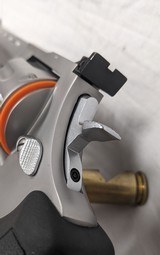 USED TAURUS M218 RAGING BEE .218 BEE - 12 of 17