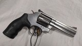 USED SMITH & WESSON MODEL 686 4