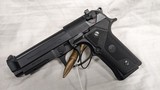 USED BERETTA 92FS VERTEC 9MM - 1 of 2