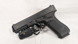 USED GLOCK 17 GEN. 5 9MM - 1 of 2