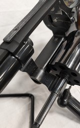 USED SMITH & WESSON M17-4 6