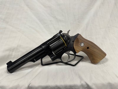 Ruger GP100 44 Spl 5” BL Lipsey Exclusive