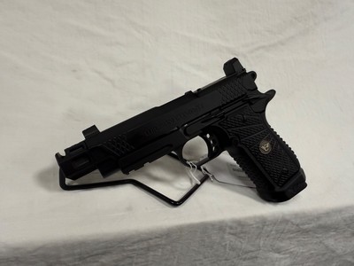 Wilson Combat EDC X9 2.0 18 rd Comp Custom