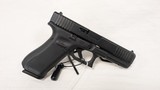 USED GLOCK 22 GEN. 5 .40 S&W - 2 of 2