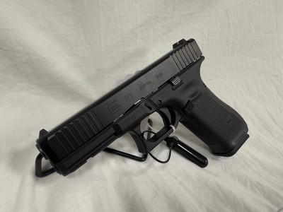 Glock 17 V Gen 5 3/17rd 9MM