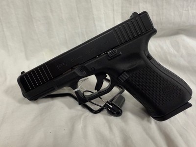 Glock 19 Gen 5 9MM 3/10 RD Mags