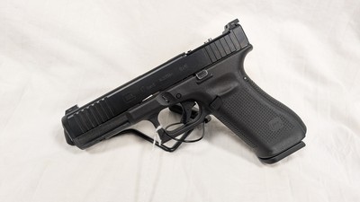 USED GLOCK 17 GEN. 5 MOS 9MM