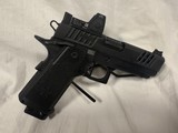 Staccato C X SER 9MM 17rd Trijicon RMRCC 5 Mags & Holster New - 7 of 14