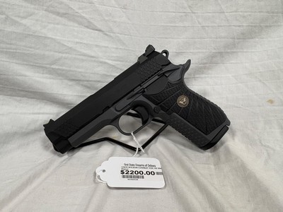 Used Wilson Combat EDC X9 9mm - Image 1 of 4