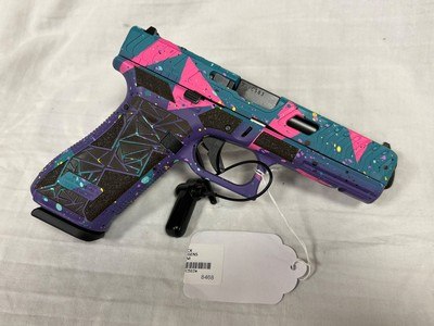 Glock 17 Gen 5 Retro 9MM - Image 2 of 2