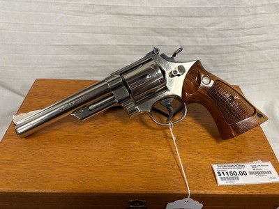 Used Smith & Wesson 29-2 .44 mag - Image 2 of 3