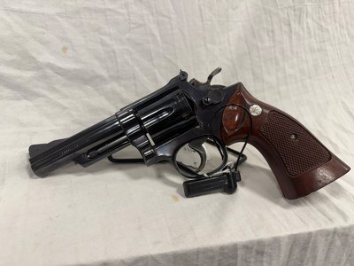 Used Smith & Wesson 19-4 357 4” - Image 1 of 6