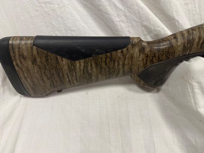 Used Browning Maxus II 12 GA 3.5 - Image 4 of 8
