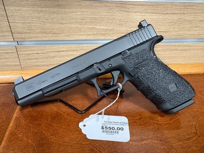 Used Glock 40 Gen 4 MOS 10MM - Image 1 of 2