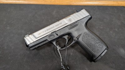 USED SMITH & WESSON SD9VE 9MM - Image 1 of 2